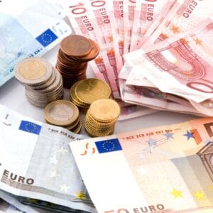 Comment économiser 100 € par mois ?